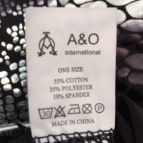 Statement Pants 🦓🖤 - Picture 3 of 3